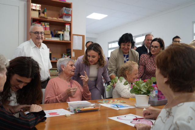 La Comunidad impulsa por primera vez cerca de un centenar de plazas en los servicios de autonomía personal para mayores - 2, Foto 2