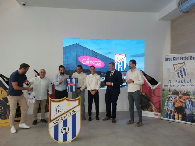 Lorca celebra la apuesta deportiva del grupo empresarial La Comarca con el Lorca Fútbol Base y su escuela - 3, Foto 3