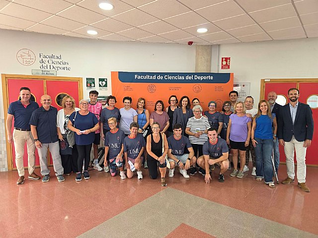 La C�tedra Ejercicio, Educaci�n y C�ncer , de la UMU, ofrece tratamiento a pacientes oncol�gicas de San Javier en la Facultad de Ciencias del Deporte