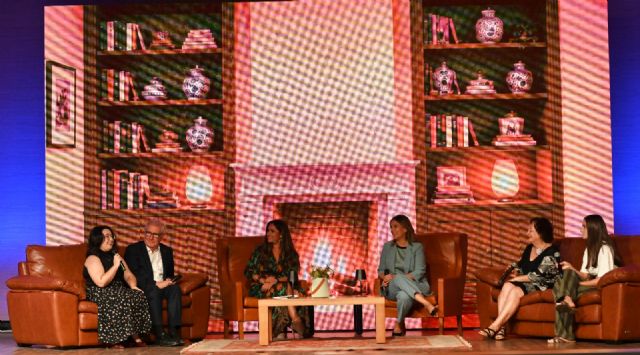 Política Social entrega los 'Premios Mayores Región de Murcia' en una gala que reconoce su valor y su importancia dentro de la sociedad - 2, Foto 2