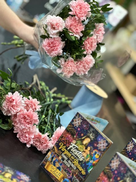 Pétalos Rosas para la Virgen del Rosario - 2, Foto 2