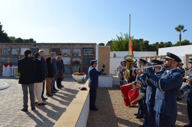 La AGA conmemora el Día de los Caídos por la Patria en el cementerio de San Javier - 2016 - 3, Foto 3