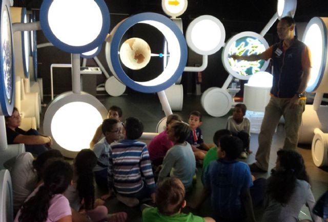 Jovenes de Centros Interculturales visitaron la exposicion ¡H2Oh! Los secretos del agua en tu ciudad - 1, Foto 1