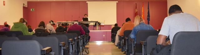 Casi 900 personas sin ESO o Bachillerato harán exámenes de competencias clave del SEF para poder acceder a cursos que exigen esos títulos - 1, Foto 1