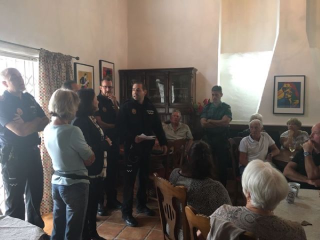 El Ayuntamiento establece un Plan de Seguridad específico en la urbanización Valle del Sol - 1, Foto 1