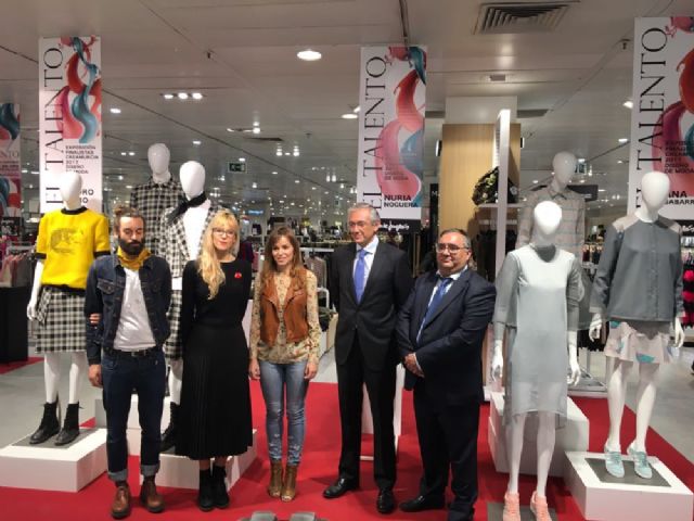 Los ganadores de Moda y Diseño del Certamen CreaMurcia exponen sus trabajos en El Corte Inglés - 1, Foto 1