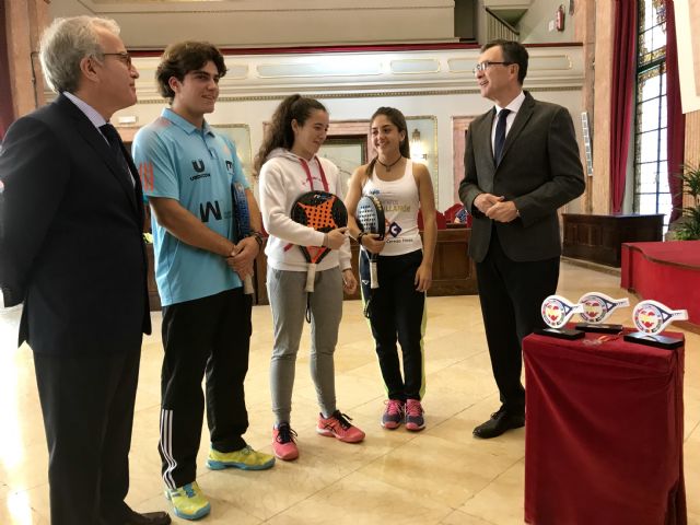 Recepción a los jóvenes murcianos subcampeones del mundo de pádel - 1, Foto 1