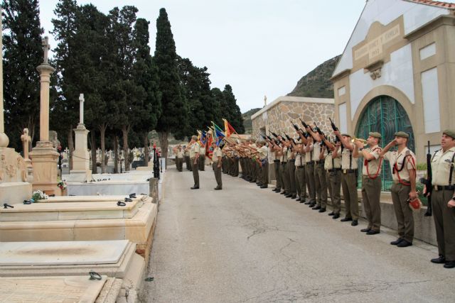 Los Artilleros de Cartagena rinden homenaje a sus muertos - 1, Foto 1