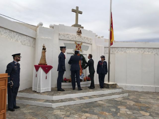 La AGA conmemora el Día de los Caídos por la Patria en el cementerio parroquial de Torre Pacheco - 1, Foto 1