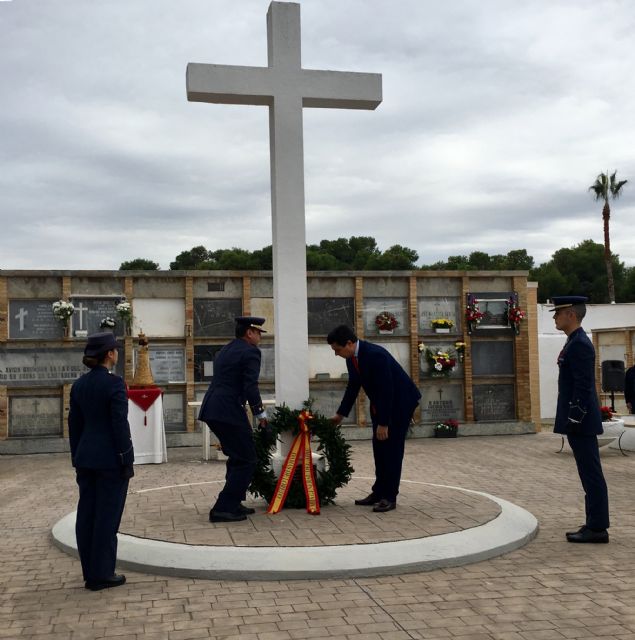 La AGA recuerda a los Caídos por la Patria en el cementerio de San Javier - 2, Foto 2
