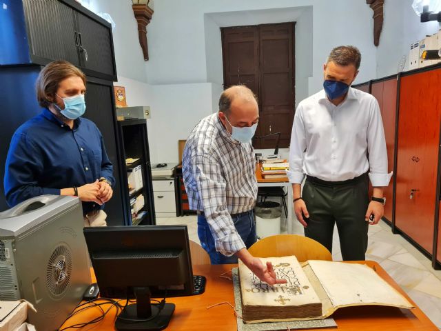 El Ayuntamiento de Caravaca recibe 13.200 documentos digitalizados pertenecientes al Archivo Histórico Municipal - 2, Foto 2