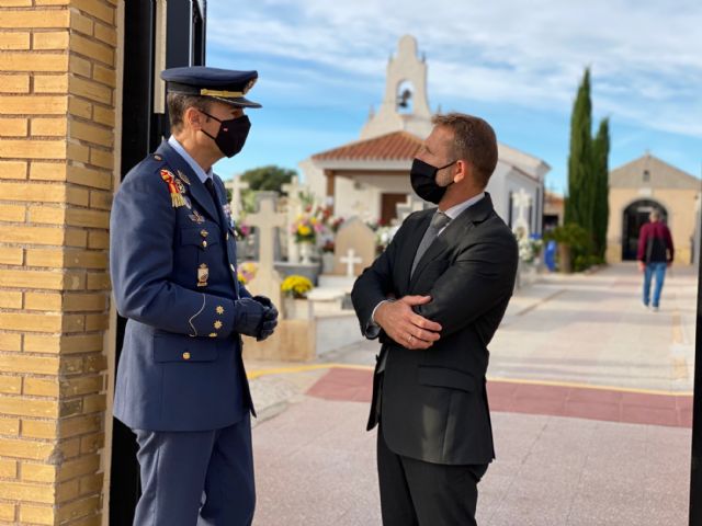 La AGA conmemora el Día de los Caídos por la Patria en el cementerio parroquial - 3, Foto 3