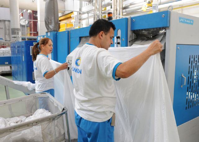 El Grupo Social ONCE creará 25.000 empleos en 10 años para personas con discapacidad con el nuevo acuerdo con el Gobierno de la Nación - 2, Foto 2