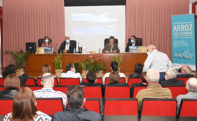 Se presenta en Calasparra el libro El arroz en la memoria con motivo de las Jornadas Gastronómicas del Arroz de Calasparra - 1, Foto 1
