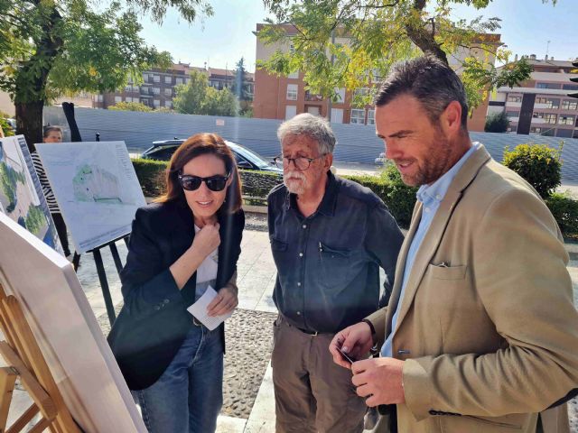 La reforma de la Plaza de San Juan de la Cruz conjuga tradición y modernidad, incorporando el característico pavimento en piedra natural en tres colores - 1, Foto 1