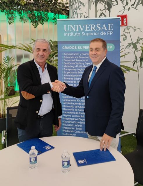 UNIVERSAE impulsa y da nombre a la competición de golf más importante de la Región - 4, Foto 4