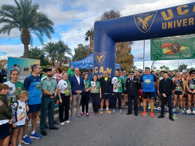 Carrera benéfica: II Benemérita Urban Guardia Civil Murcia, en Alcantarilla - 2, Foto 2