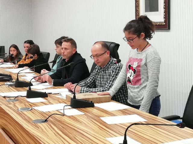 El Consejo municipal de Infancia y Adolescencia de Torre Pacheco defiende el bienestar animal - 2, Foto 2