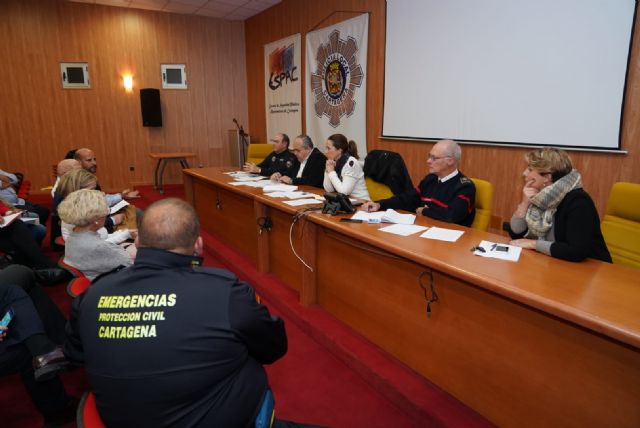 Se mantienen abiertos los colegios a la espera de la evolución de la DANA en las próximas horas - 1, Foto 1