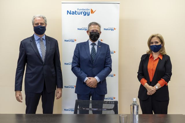 Fundación Naturgy y Cruz Roja atienden a más de 7.000 familias vulnerables con asesoramiento, formación y rehabilitaciones energéticas - 1, Foto 1