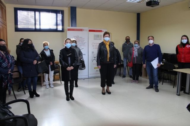 Aguas de Jumilla y Cruz Roja firman un convenio para el desarrollo de itinerarios de inserción personalizados para mayores de 45 años - 1, Foto 1