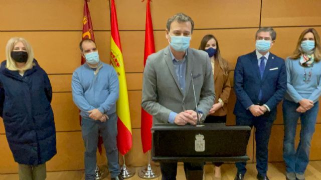 Los pedáneos estallan ante el apagón de la Navidad - 3, Foto 3