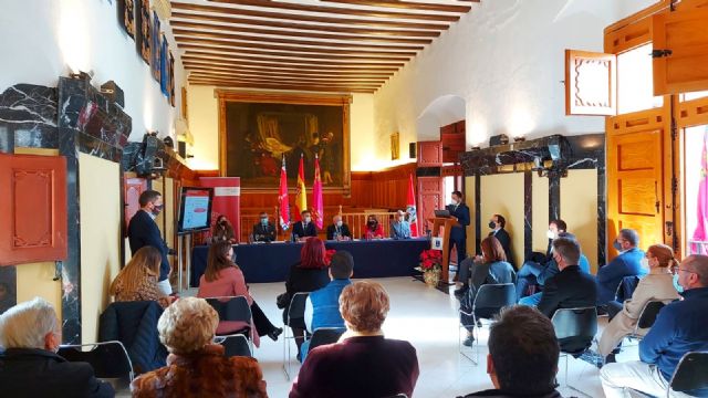 Tres proyectos vinculados a las Ciencias de la Salud de la Universidad de Murcia reciben en el Ayuntamiento de Caravaca los Premios a la Investigación de la Fundación Robles Chillida - 1, Foto 1