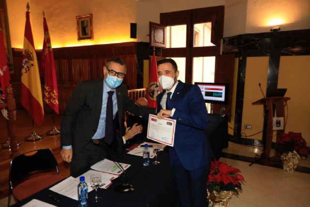 Tres proyectos vinculados a las Ciencias de la Salud de la Universidad de Murcia reciben en el Ayuntamiento de Caravaca los 'Premios a la Investigación' de la Fundación Robles Chillida - 3, Foto 3