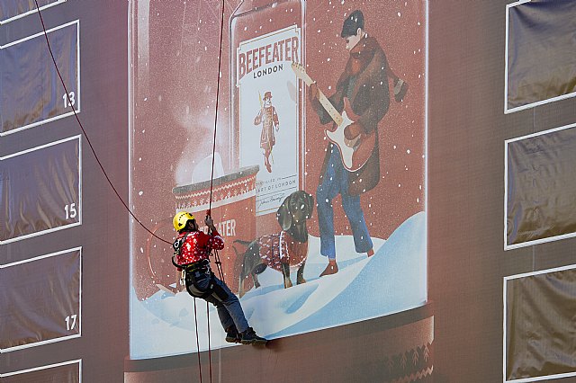 Beefeater destapa en Vigo la primera casilla del calendario de adviento más grande hasta el momento - 1, Foto 1
