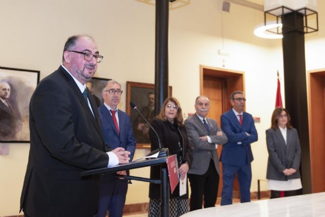La Universidad de Murcia y la Consejería de Educación se unen para llevar la Constitución a los centros escolares - 2, Foto 2