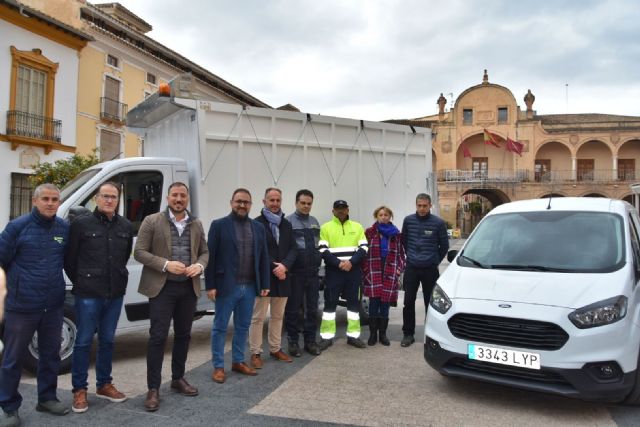 Lorca incorpora dos nuevas furgonetas al servicio de limpieza viaria y un vehículo para mantenimiento en la sección de Tráfico - 1, Foto 1