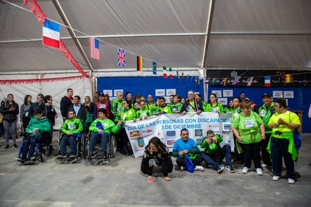 Celebrada la V Marcha por el Día Internacional de las Personas con Discapacidad: Todo lo bueno comienza sin barreras - 2, Foto 2