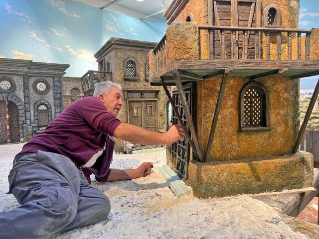 Nuevas figuras, casa palacio y diseño urbanita,claves del Belén 2025 del Círculo Mercantil hispalense - 1, Foto 1