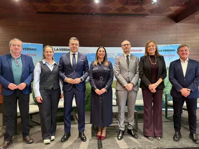 Rubira reivindica la tecnificación y la innovación como garantía de futuro del sector agro en el 'Foro Agro Santander' - 2, Foto 2