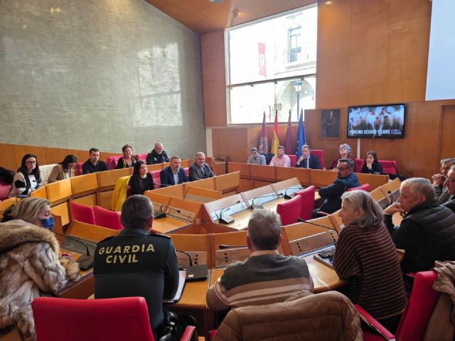 El alcalde traslada el apoyo del Ayuntamiento a los ganaderos de porcino ante los casos de peste - 4, Foto 4