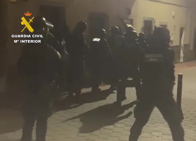 La Guardia Civil desmantela en Los Alcázares un grupo criminal dedicado al tráfico de drogas - 3, Foto 3