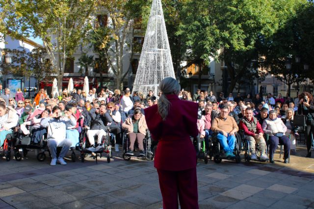 Fulgencio Gil: Seguimos dando pasos firmes hacia una ciudad más accesible, justa e inclusiva a través de más recursos y políticas activas de colaboración con el tejido asociativo - 2, Foto 2