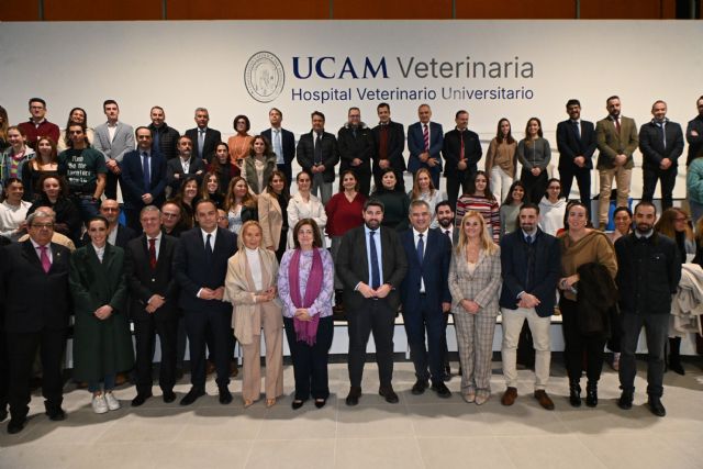 López Miras subraya que el nuevo Hospital Veterinario de la UCAM consolida el liderazgo de la Región de Murcia en este tipo de formación - 3, Foto 3