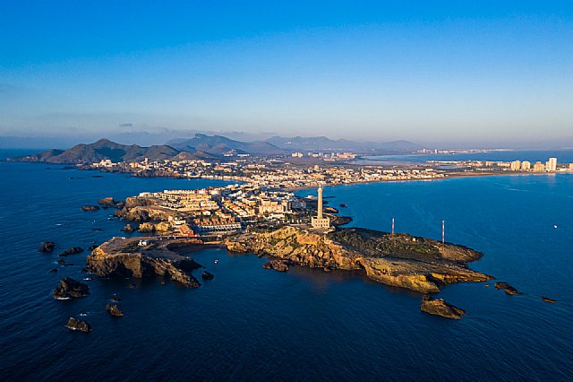 Los alojamientos turísticos regionales registran cifras históricas de visitantes hasta octubre y rozan los 5 millones de pernoctaciones - 1, Foto 1