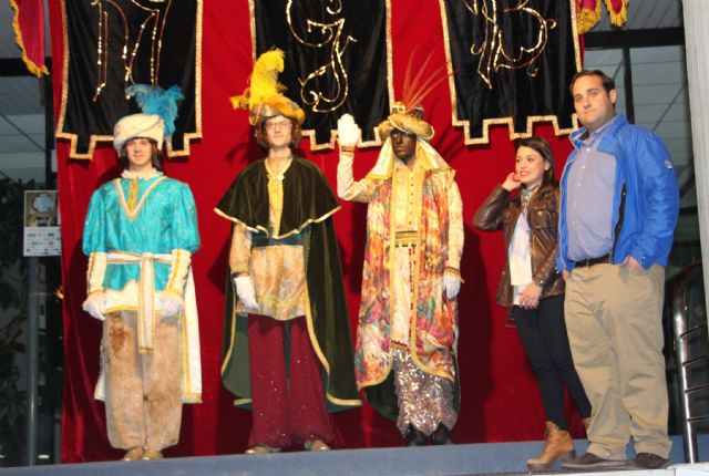 Los pajes de SSMM Los Reyes Magos llegan a San Pedro - 1, Foto 1