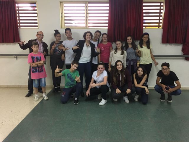 Clausura de los Talleres de Baile Hip Hop y de Graffiti del Proyecto ComunicARTE en Torre-Pacheco - 1, Foto 1