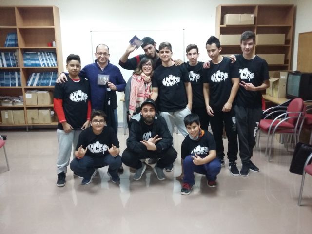 Clausura de los Talleres de Baile Hip Hop y de Graffiti del Proyecto ComunicARTE en Torre-Pacheco - 3, Foto 3