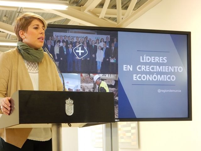 Bajar impuestos, eliminar trabas burocráticas y atraer más inversiones, fórmula de éxito para crear más empleo de calidad en 2017 - 1, Foto 1