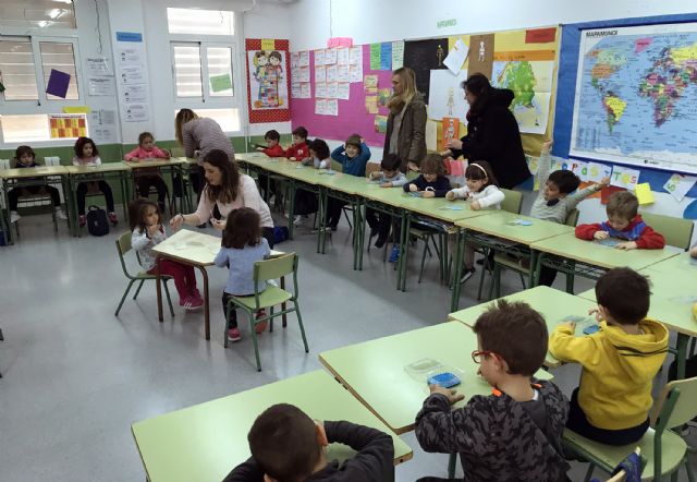 44 niños y niñas disfrutan de la escuela de conciliación de Navidad en el colegio 'Joaquín Cantero' - 2, Foto 2