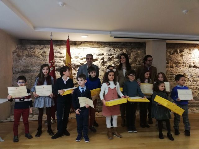 El Museo de Bellas Artes de Murcia entrega  los premios de su concurso ´Pinta la Navidad´ - 1, Foto 1