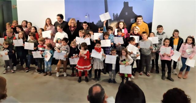Más de 80 niños y niñas participan en el V Concurso Pinta la Navidad del Muram - 1, Foto 1