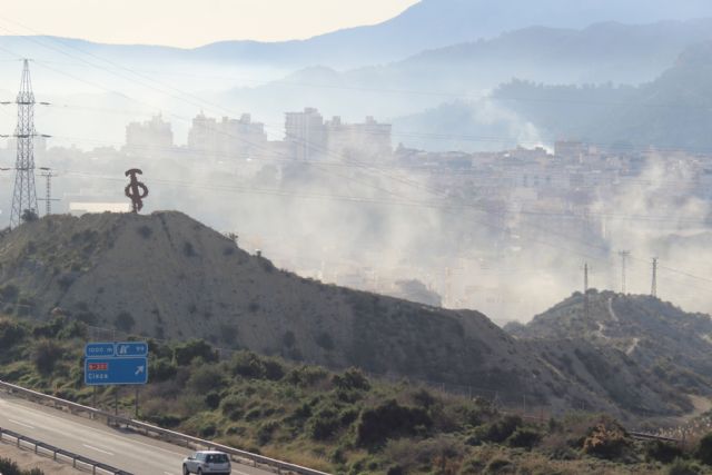 La falta de control sobre las quemas agrícolas sigue provocando problemas de contaminación en Cieza - 2, Foto 2