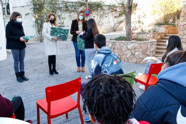 La Navidad llega al centro de menores de Las Torres - 1, Foto 1