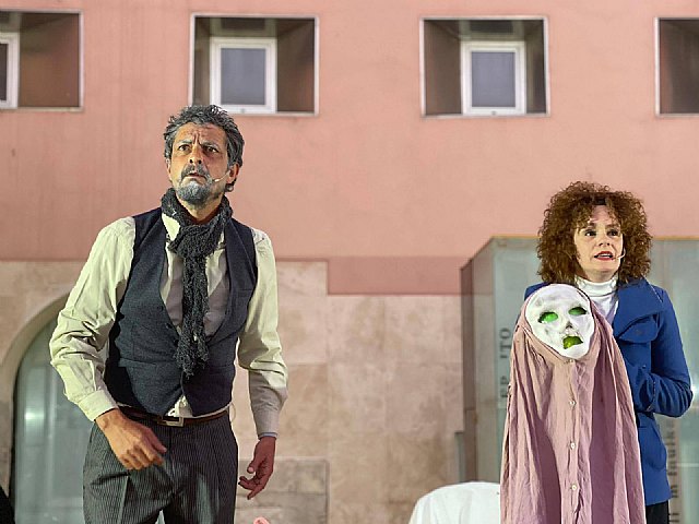 La Biblioteca Municipal acoge hoy una nueva función de Cuento de Navidad de Dicken - 1, Foto 1