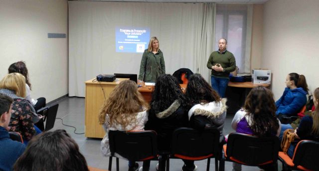 Juventud fomenta hábitos sanos de vida y previene el consumo de drogas con el programa 'Viaje Saludable' - 1, Foto 1